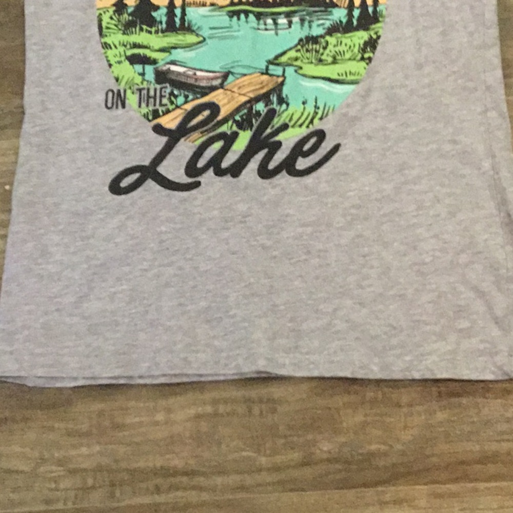 Grey “Life is better at the Lake” tee shirt size XL - Picture 4 of 7